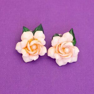 Vintage Pink Floral Rose White Faux Pearl Shell Clip On Earrings - V24